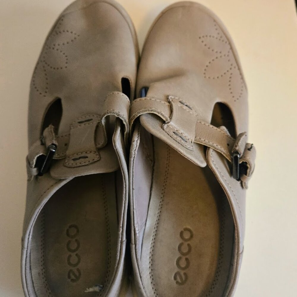 Ecco Babett beige leather‎ mule slide clog Size 40/9.5